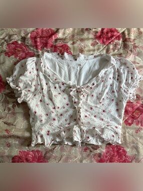 Lush Women’s Ruffle Trim Tie Floral Pattern Front Top